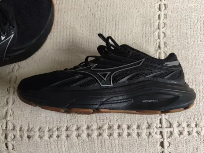 TÊNIS MIZUNO NOVO
