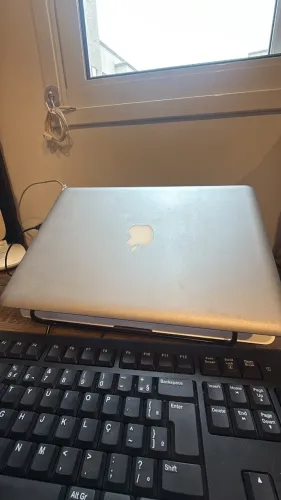 Notebook Apple Macbook Pro I7 8gb Prata Alumínio