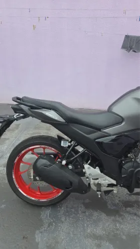 FZ15 2025