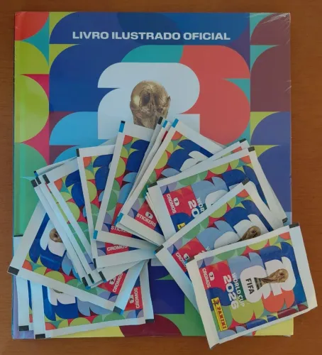 KIT ÁLBUM CAPA DURA + FIGURINHAS!