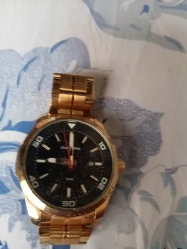Relógio Mondaine clássico 
