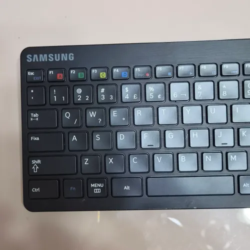 Teclado Smart Samsung VG-KBD1000 - Bluetooth com Touchpad