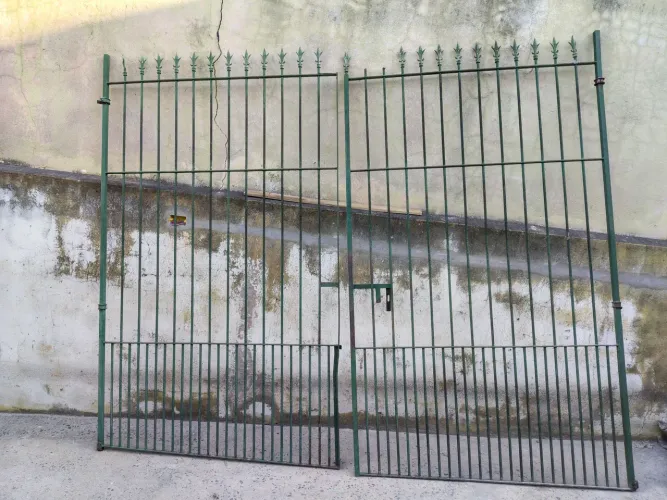 PORTÃO DE FERRO