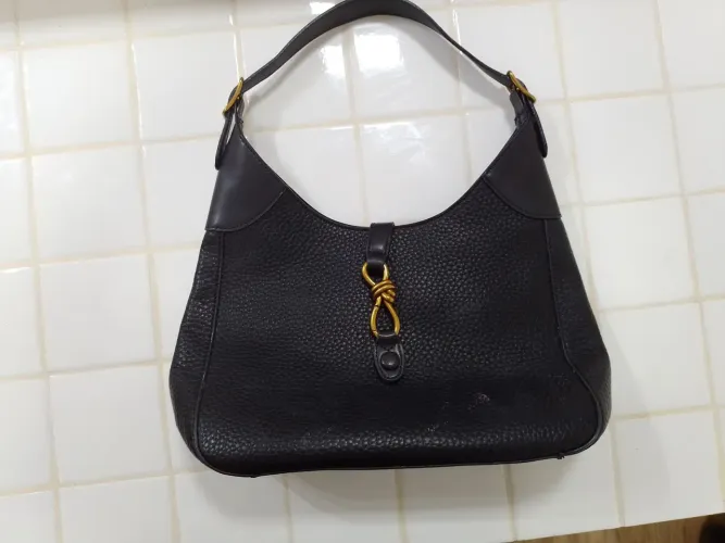 Bolsa preta feminina 