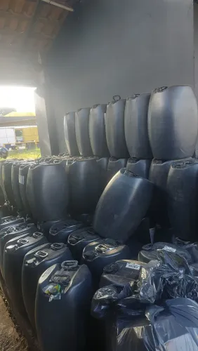 Tambor de 50 litros 25 reais