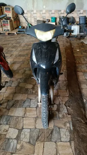Vendo moto biz
