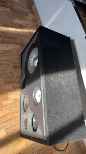 Caixa de som 800 watts
