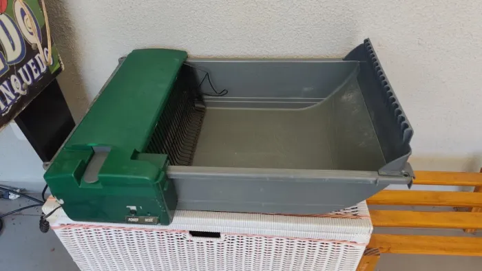 Caixa de areia automática para gatos