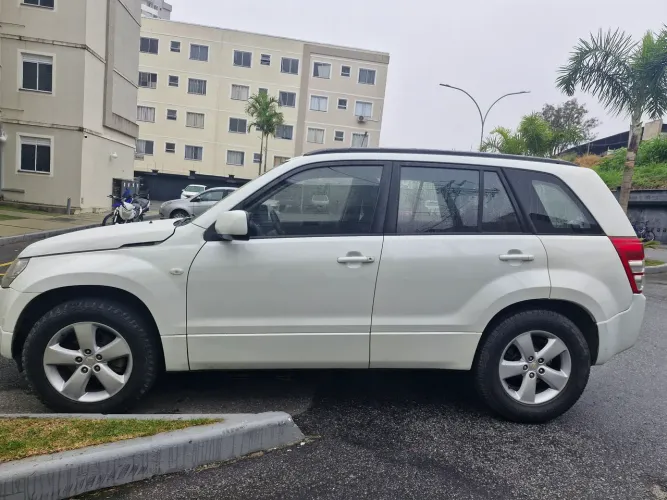 Suzuki Grand Vitara 2.0 16V 4x2/4x4 5P Aut. 2012