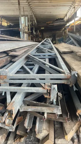 Tesoura Estrutura Metálica