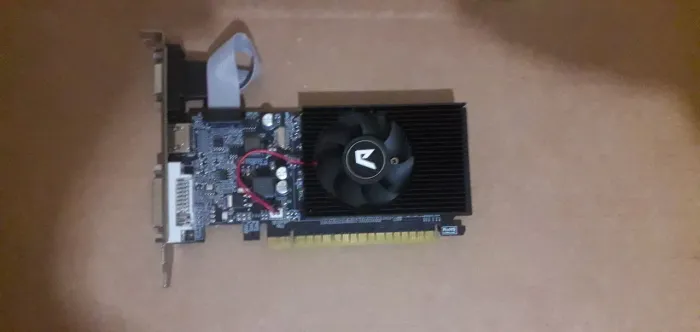 Placa de vídeo GT 610 32gb