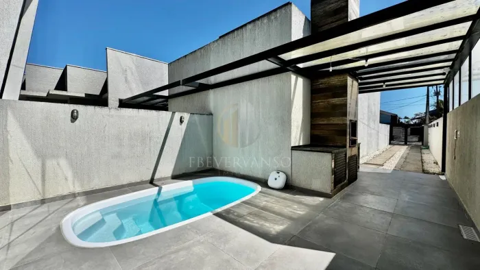 Casa em Balneário Eliana, Guaratuba: 3 Dormitórios, Suíte e 70m² para Temporada