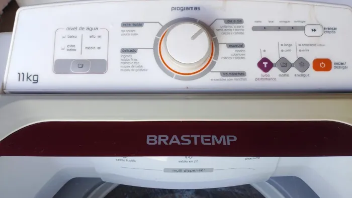 Vendo máquina de lavar 11kg brastemp