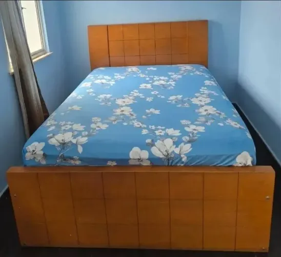 Cama de Casal Madeira Maciça 