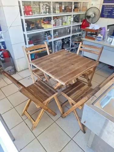CONJUNTO DE MESA DOBRAVEL
