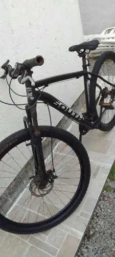 Vendo bicicleta aro 29.