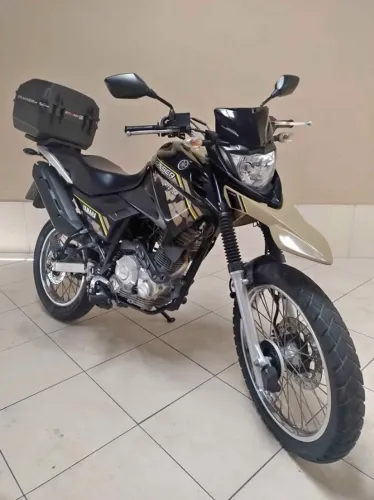 XRE 150 PRETA 