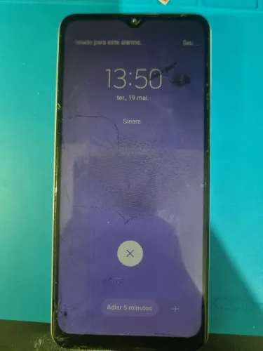 Conserto de tela e bateria com busca e entrega de android