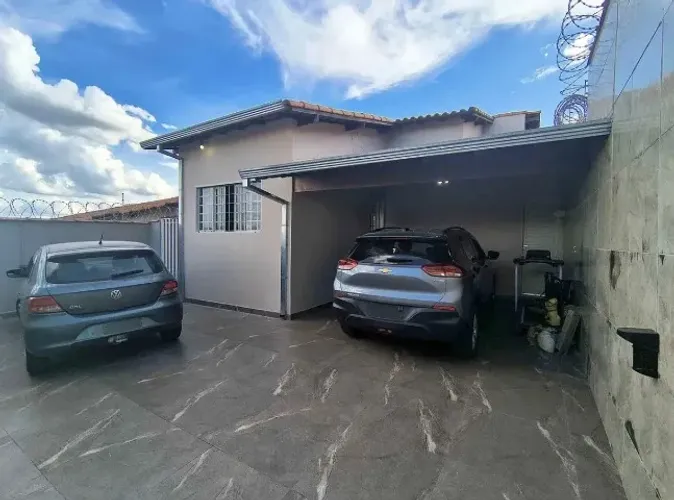 Casa Em Glória