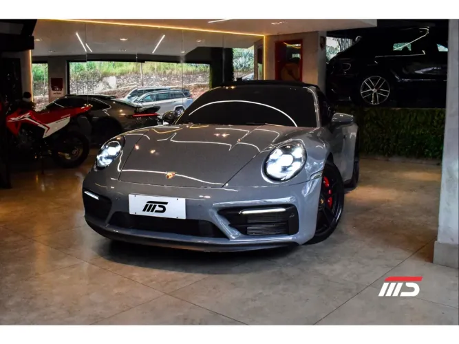 Porsche 911 Carrera 3.0 24V H6 PDK 2023