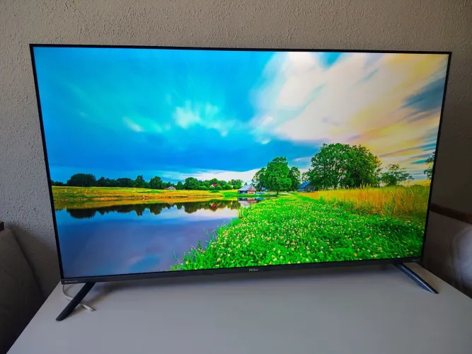 Smartv 55 polegadas Philco Roku 4k com canais streaming tela infinita como nova