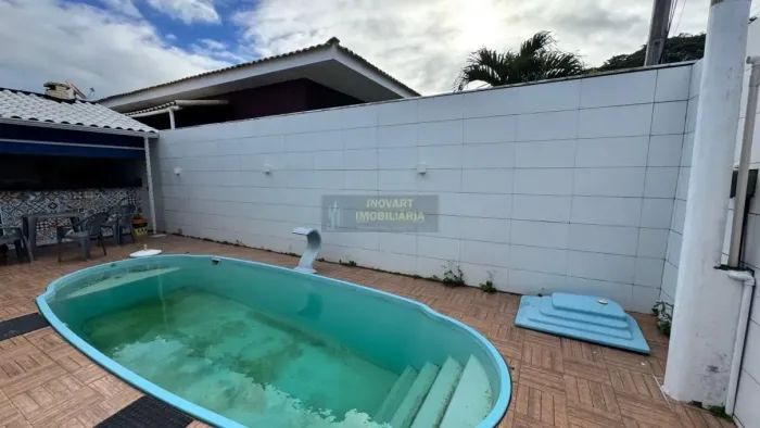 JUCOD 330 ÓTIMA CASA EM CONDOMÍNIO PARA LOCAÇÃO NO CAMPO REDONDO