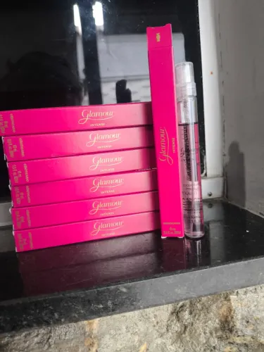 Glamour intense R$16,00 cada no site e na loja tá 40,00<br>Intense Desodorante Colônia