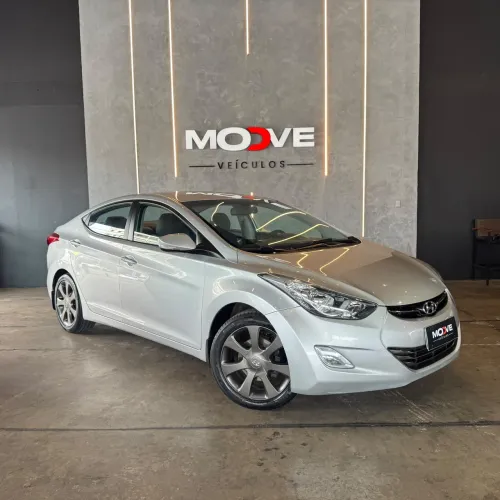 Hyundai Elantra GLS 1.8 16V Aut. 2013