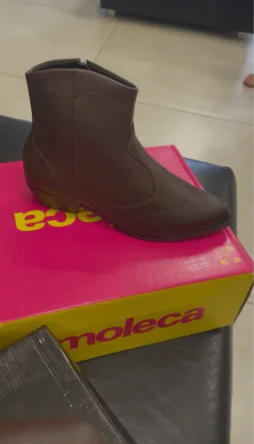 Bota Feminina Usada Só Uma Vez