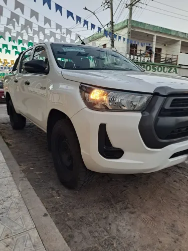 Toyota Hilux CD 4X4 2.8 Diesel Mec. 2022