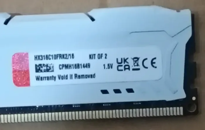 Memória RAM 8GB 1333Mhz DDR-3 - Hyperx Fury com dissipador Funcionando normal