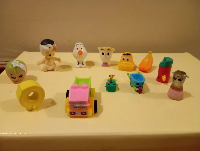 Lote totens e shopkins