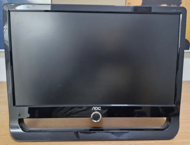 Monitor AOC F19