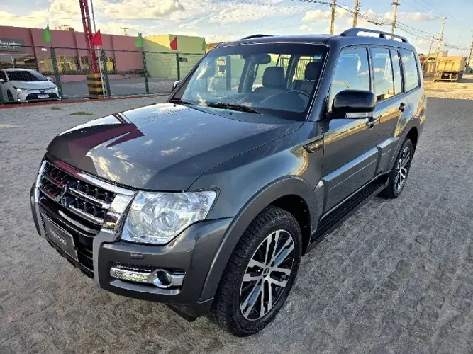 Mitsubishi Pajero Full Legend Ed.3.2 T.i. Die. AUT 2021