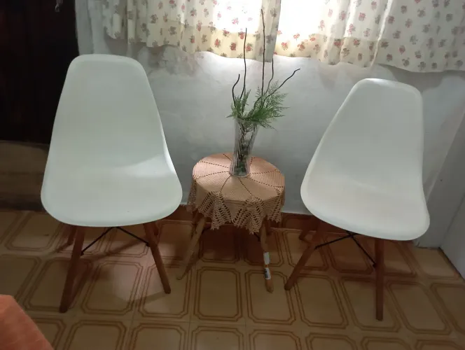 Cadeiras e mesinha de terraço
