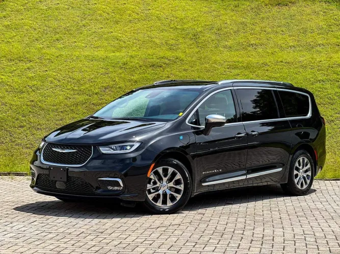 Chrysler Pacifica S E-hybrid AWD 2025