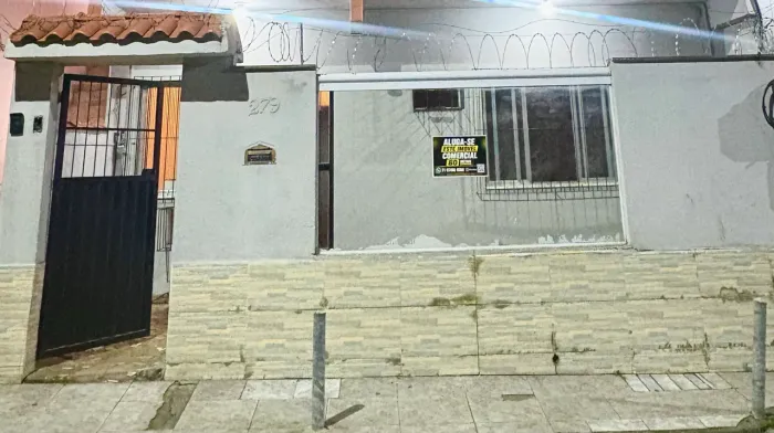 Alugo Imóvel Ponto Comercial com Grande Visibilidade no Centro de Piabetá