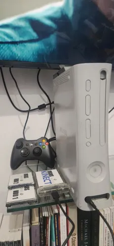 Xbox 360 RGH + 3HDs de jogos + Kinect