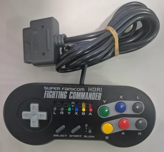 Controle Super Famicom/SNES <br>Hori Fighting Commander (HSJ-14)