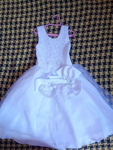 Vestido daminha usado apenas uma vez