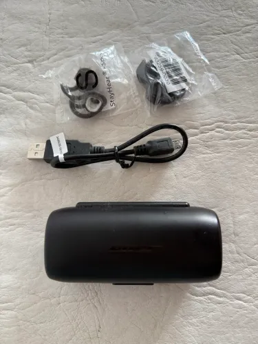 Fone de ouvido Bose SoundSport Free com defeito 