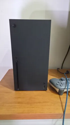 Xbox series X  diablo edition com caixa e jogos 