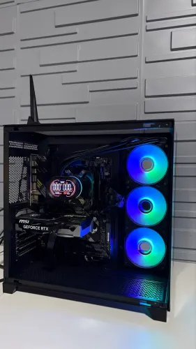 Pc Gamer Ryzen 5 5600GT / RTX 5050 8Gb