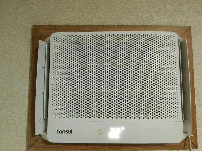 Ar condicionado consul de parede com controle