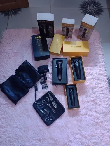Máquina de corta cabelo profissional 