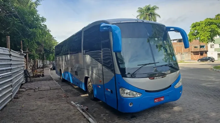 VENDE-SE ÔNIBUS IRIZAR 2010 