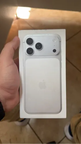 iPhone 17 pro Max 256