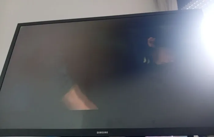 Vendo TV Samsung UN32J4290AG (32" LED HD)