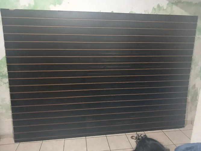 Painel canaletado