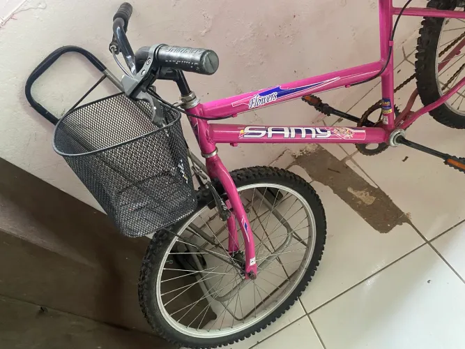 Bicicleta nova usada apenas 3 vezes 